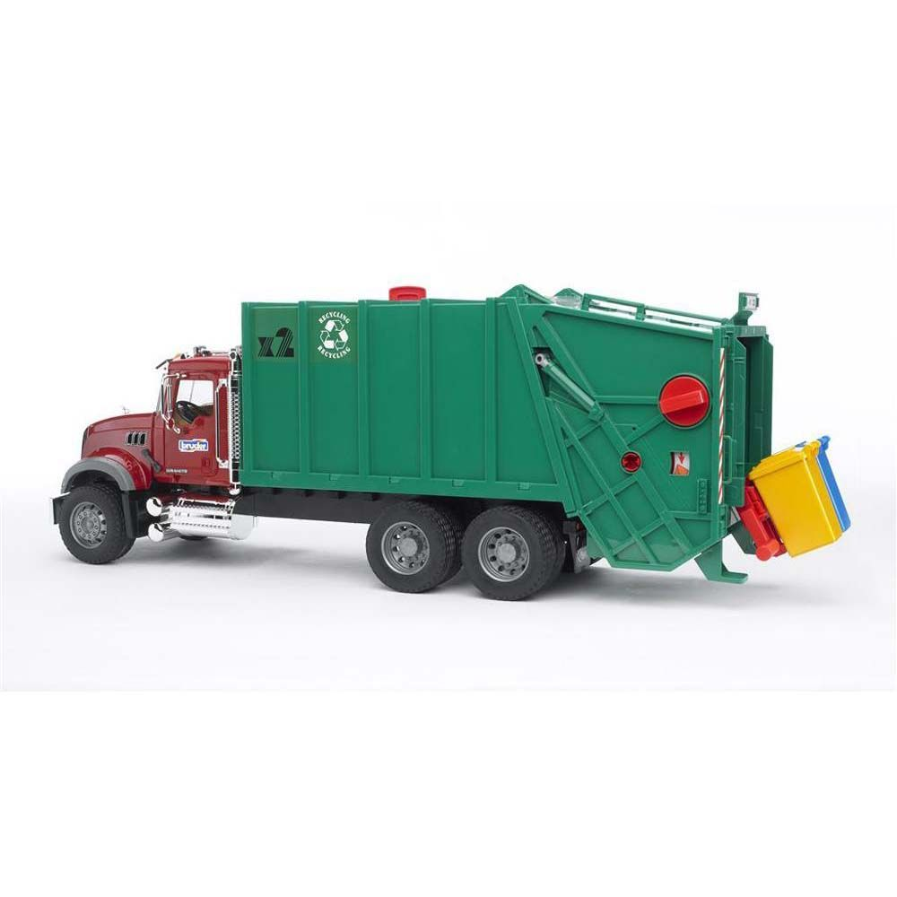 MACK Granite Garbage truck Bruder Rakennuskoneet 02812