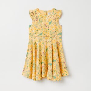 Lyhythihainen kellomekko kukkakuviolla