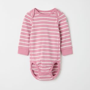 Raidallinen body kietaisumallisilla olkapäillä