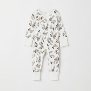 Kietaisuhaalari tammenterhokuviolla