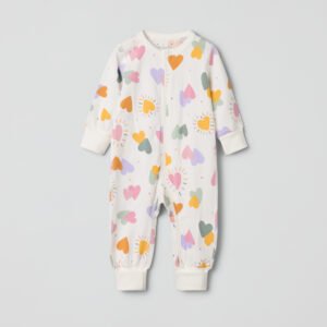 Pyjamahaalari sydänkuviolla