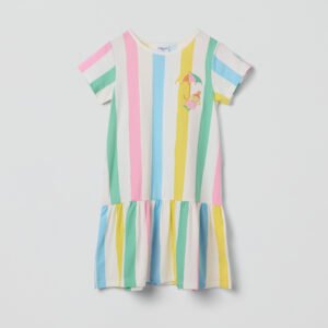 Mekko rypytetyllä hameosalla ja muumikuviolla