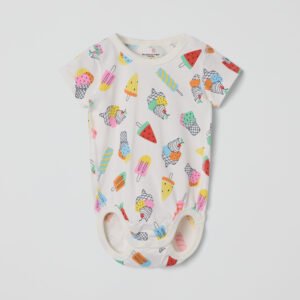 Lyhythihainen body jäätelökuviolla