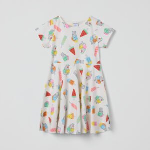 Lyhythihainen kellomekko jäätelökuviolla