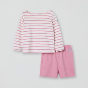 Raidallinen paita- ja shortsisetti