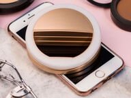 Selfie-valo puhelimeen