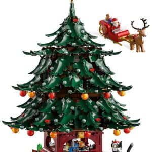 Perheen joulukuusen koristelu