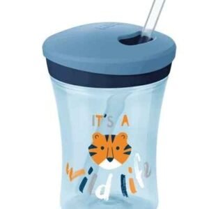 nuk evolution action -kuppi silikonipillillä, 230 ml, 12+ kuukautta