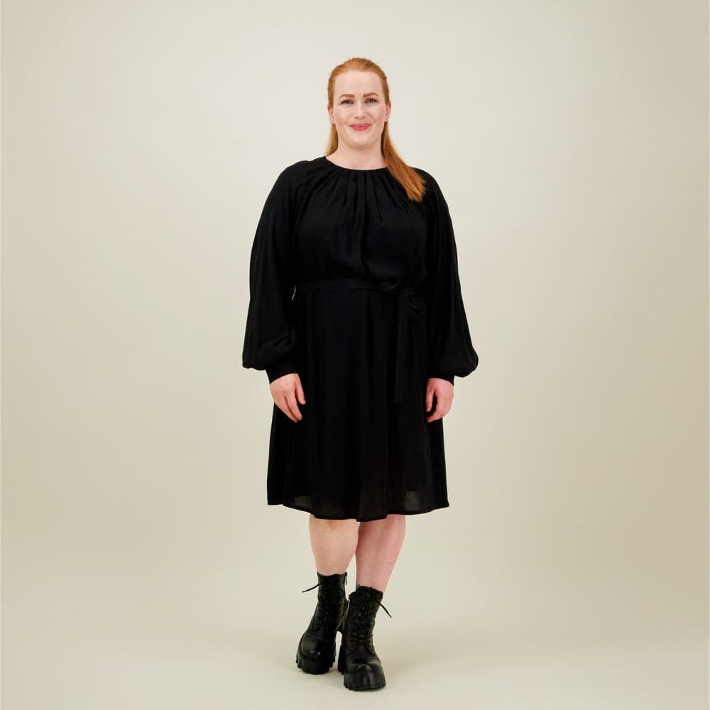 Voluminous Dress -Mekko | Licorice - L