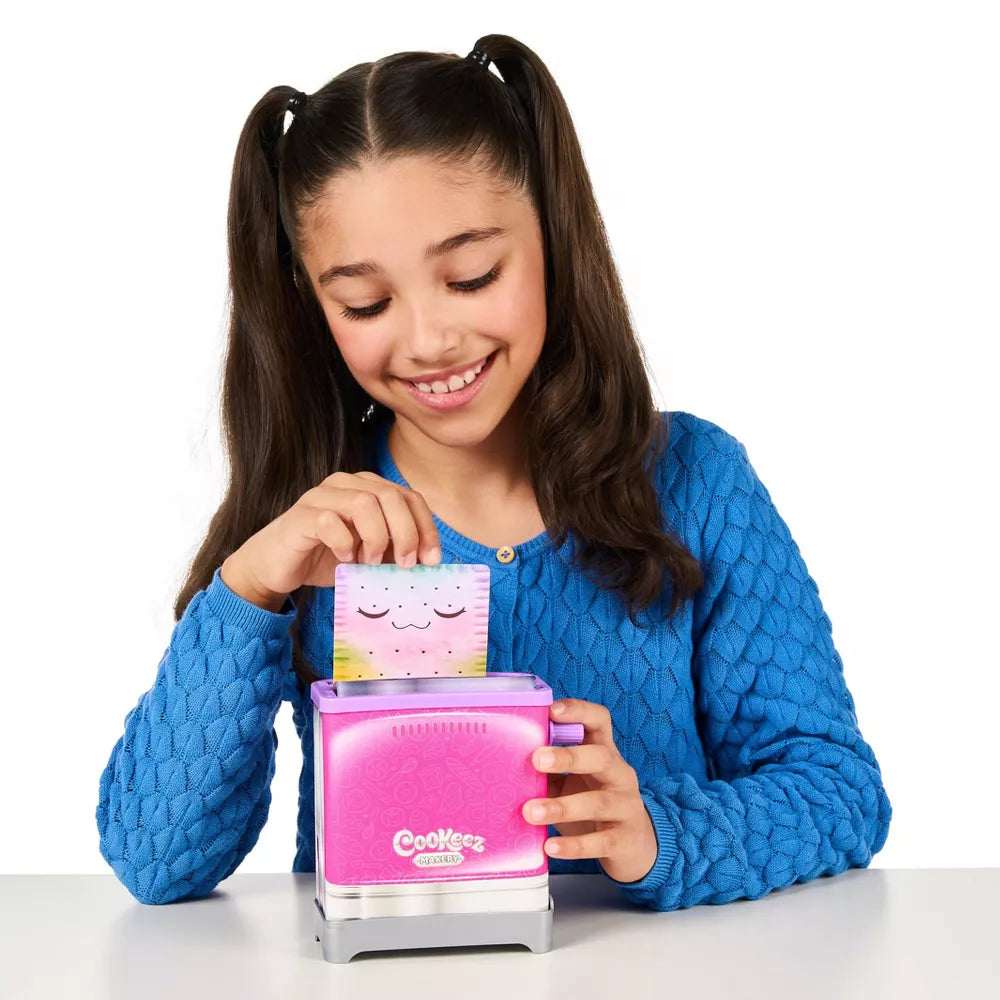 Cookeez Makery Toasty Treats Paahdin ja Yllätyspehmolelu