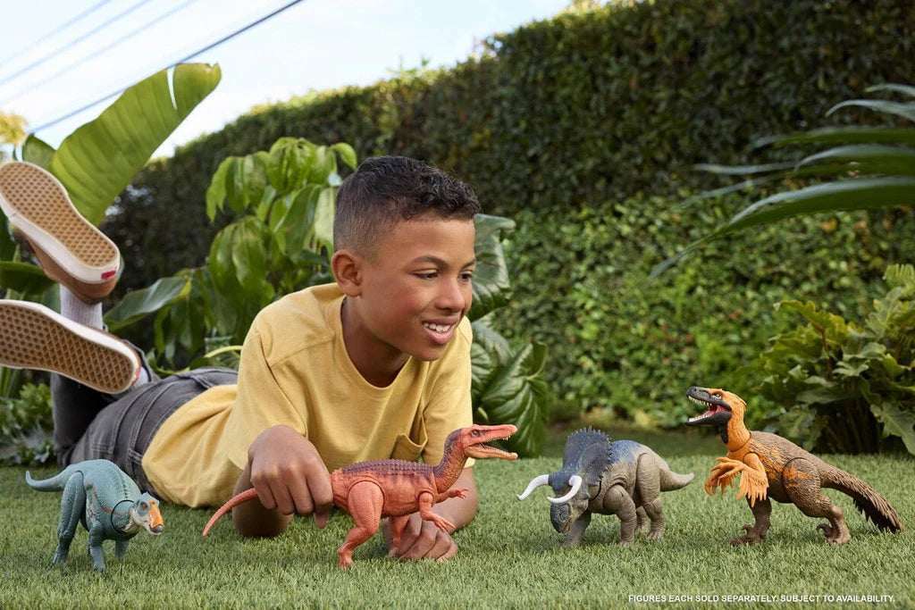 Jurassic World Rebirth Wild Roar Nasutoceratops