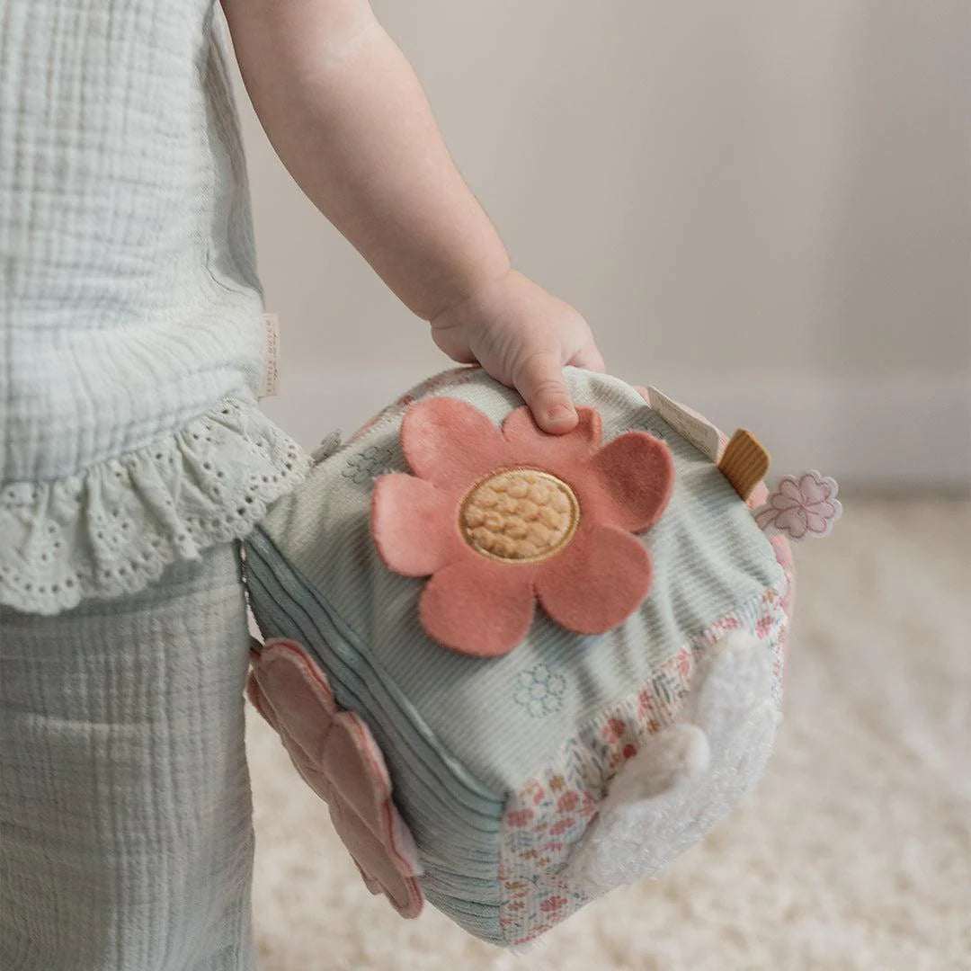 Little Dutch Miffy Lucky Blossom Pehmokuutio/Aktiviteettikuutio