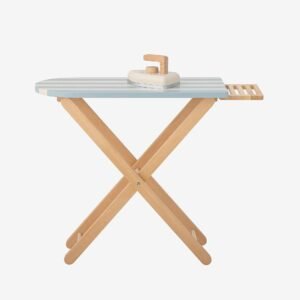 Leikkisilityslauta ja silitysrauta Sande