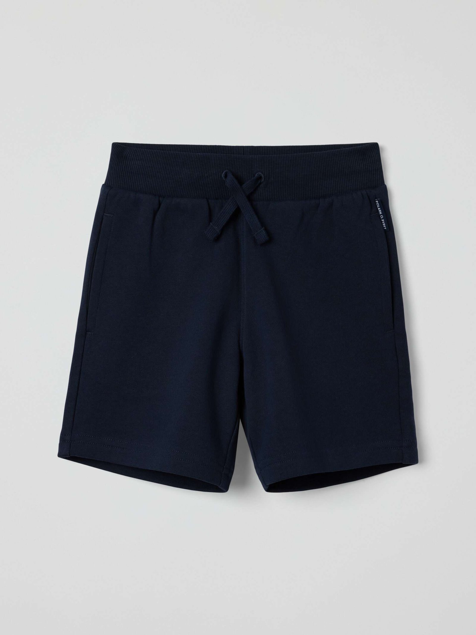 Collegeshortsit
