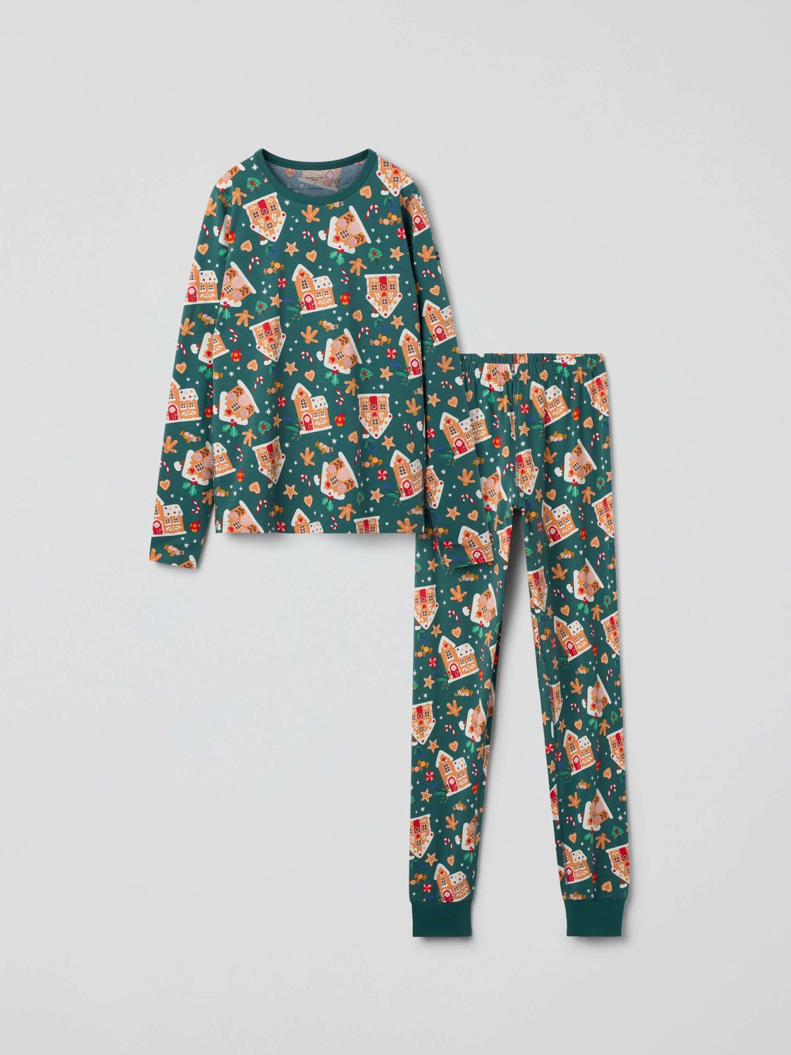Aikuisten pyjama joulukuviolla