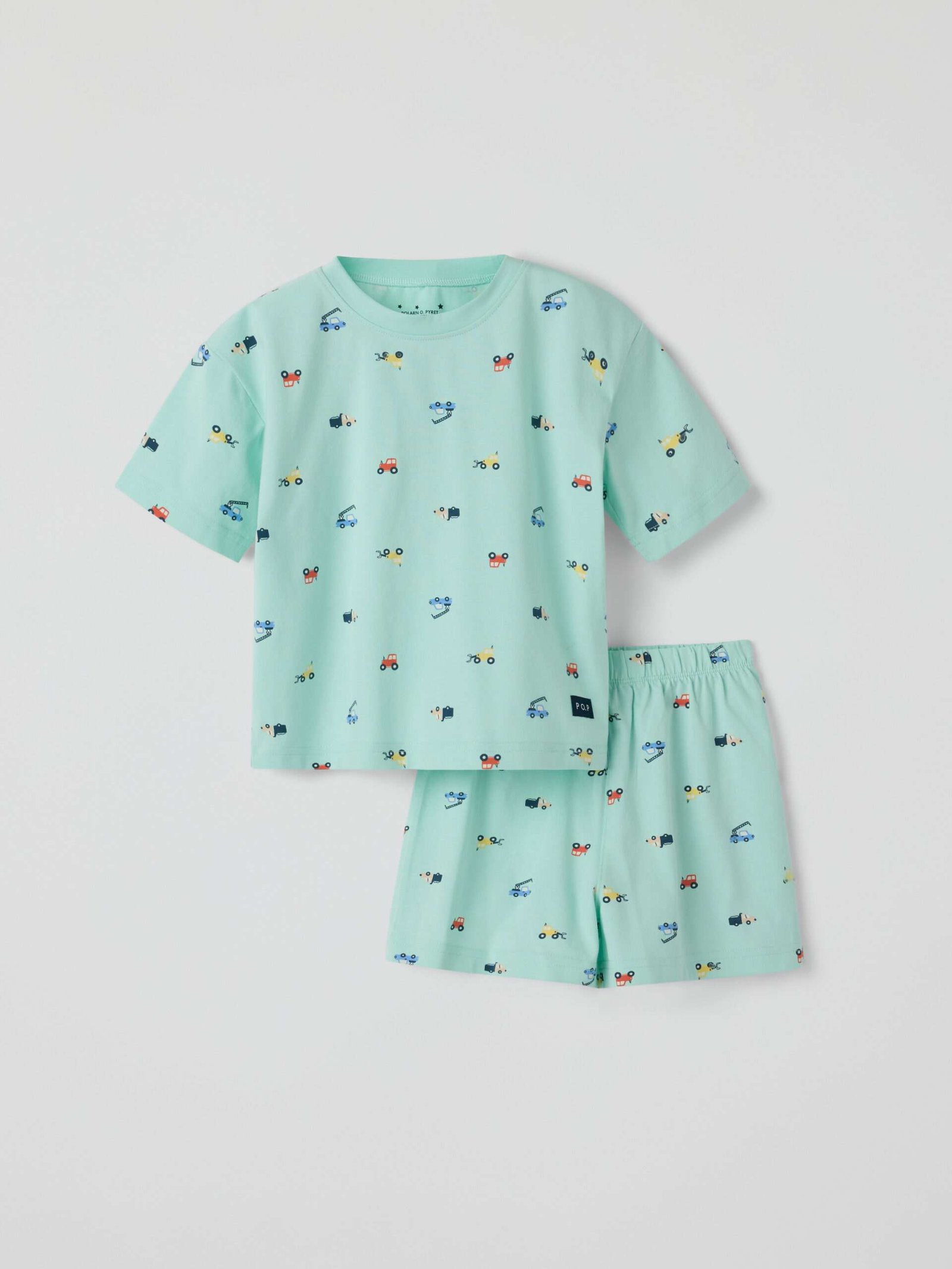 Lyhythihainen pyjama autot