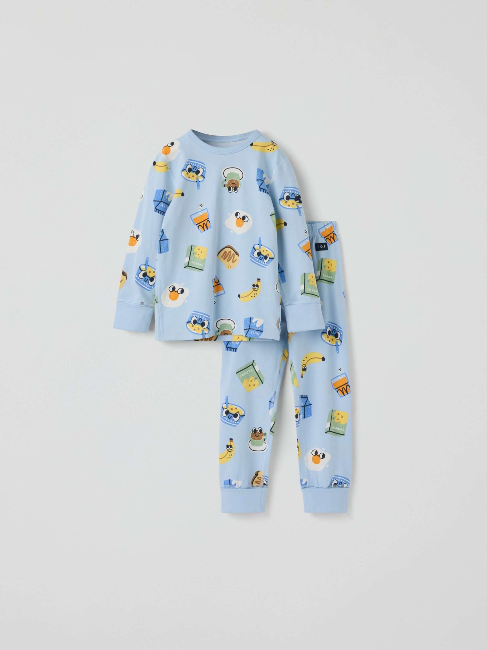 Pyjamat aamiainen