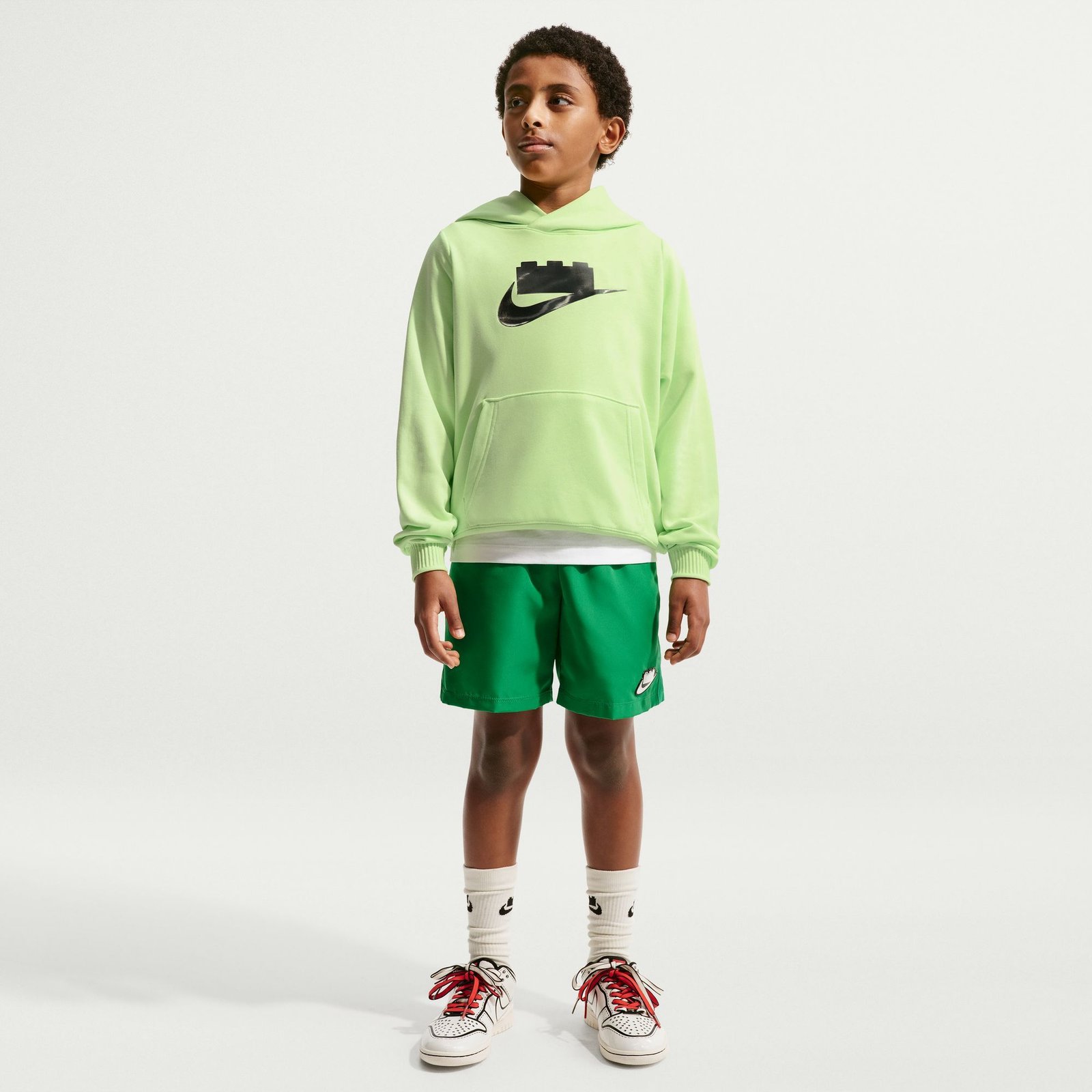 Nike x LEGO Collection huppari isommille lapsille - vaaleanvihreä