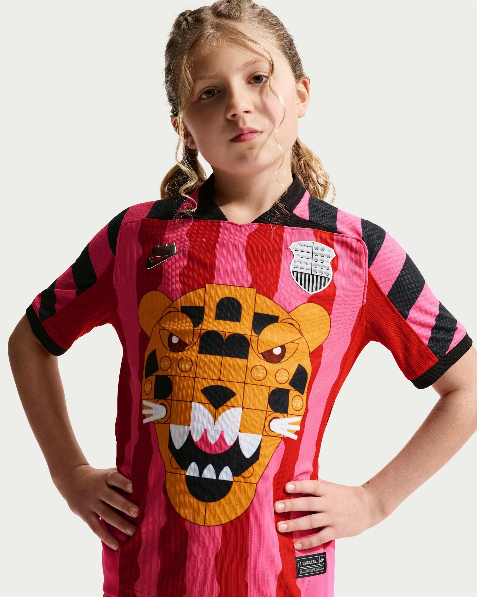 Nike x LEGO Collection Aero-FIT jalkapallopaita isommille lapsille