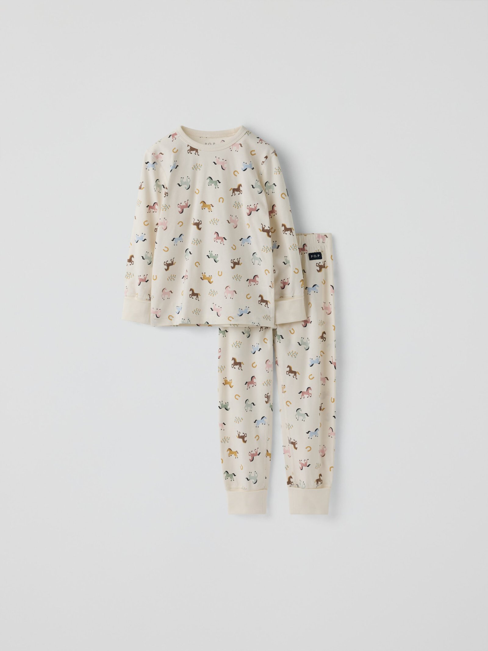 Pyjamat Hevoset