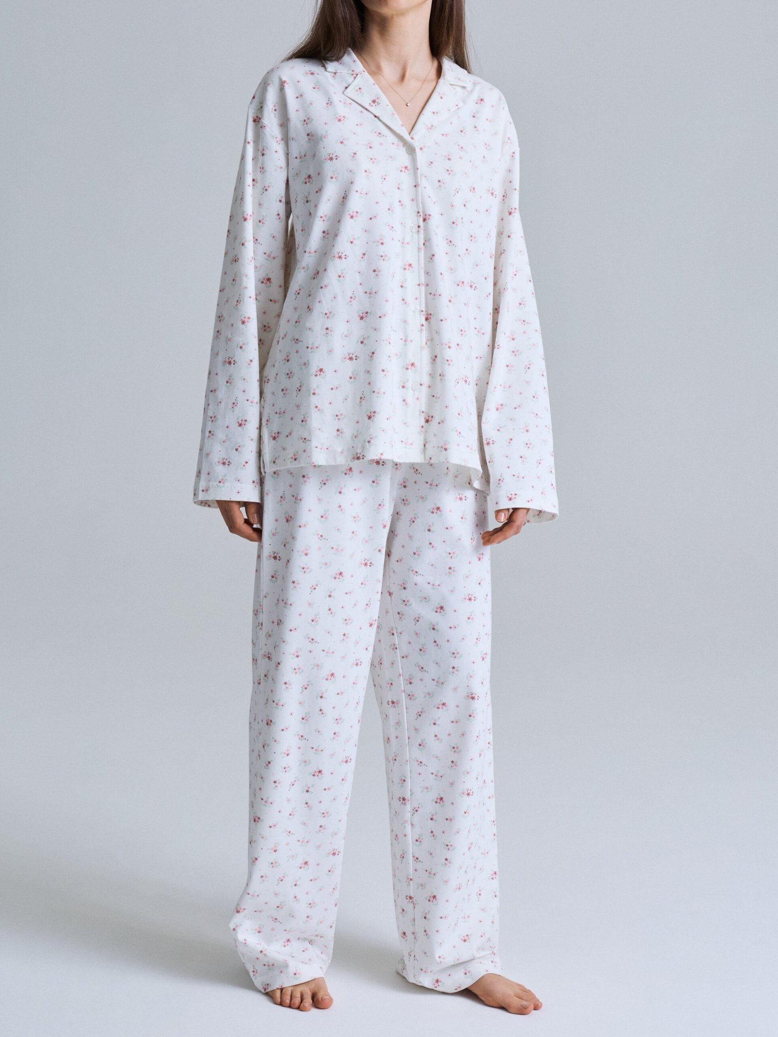 Pyjama kukkakuvio aikuiset