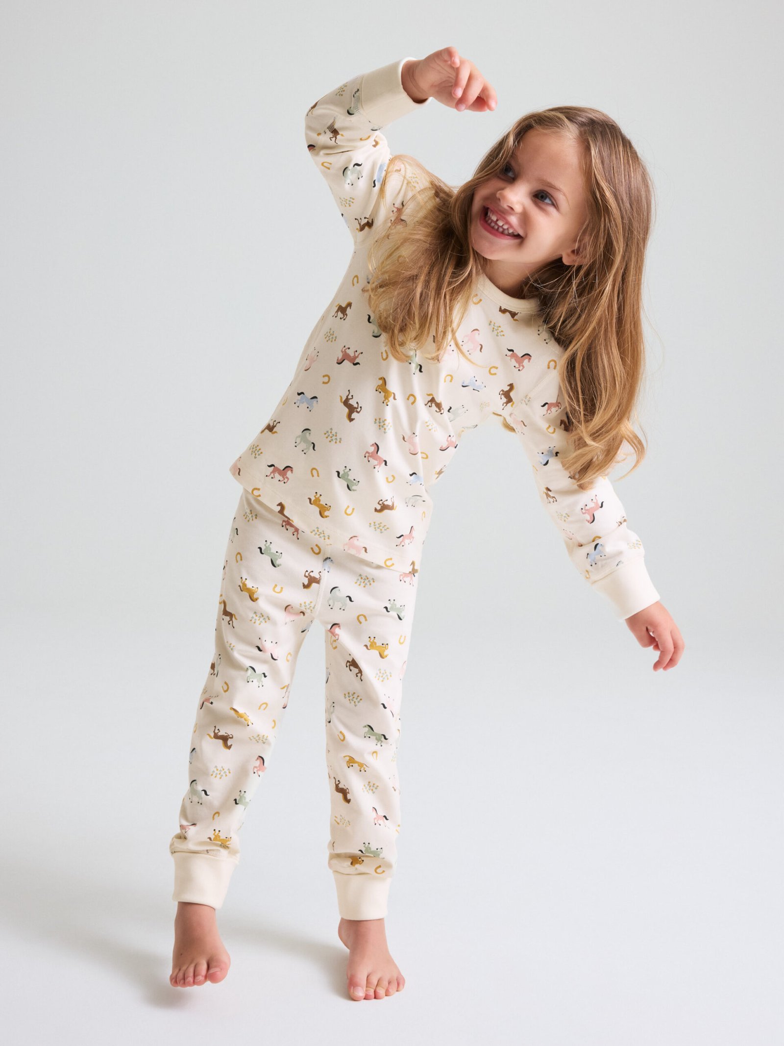 Pyjamat Hevoset